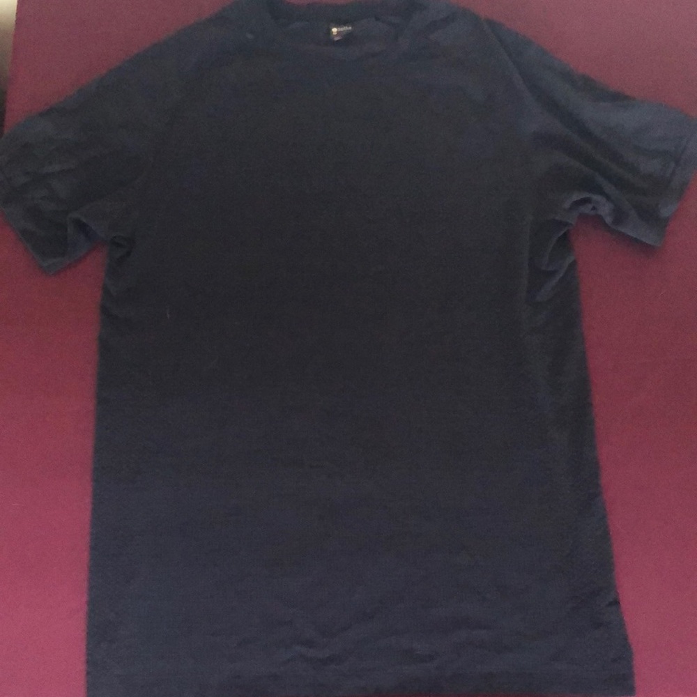 Men’s size M Zella tshirt